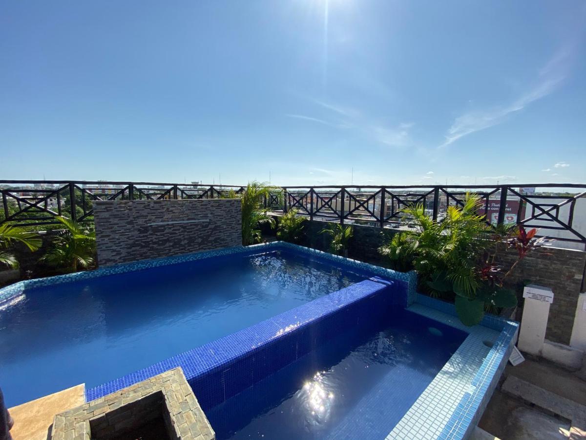 Suites La Roca By R&T Cancún Exteriör bild