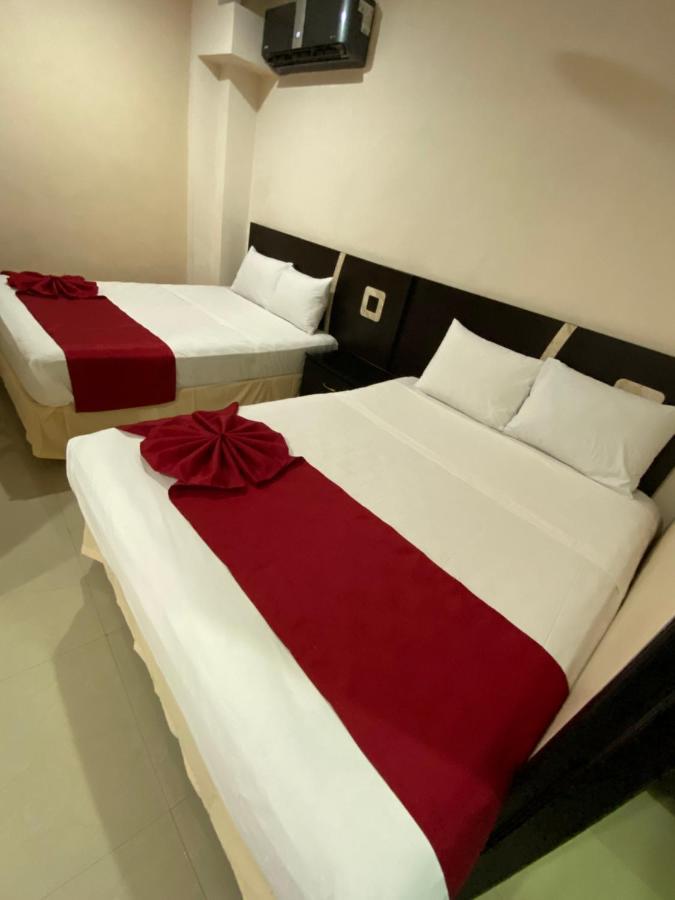 Suites La Roca By R&T Cancún Exteriör bild