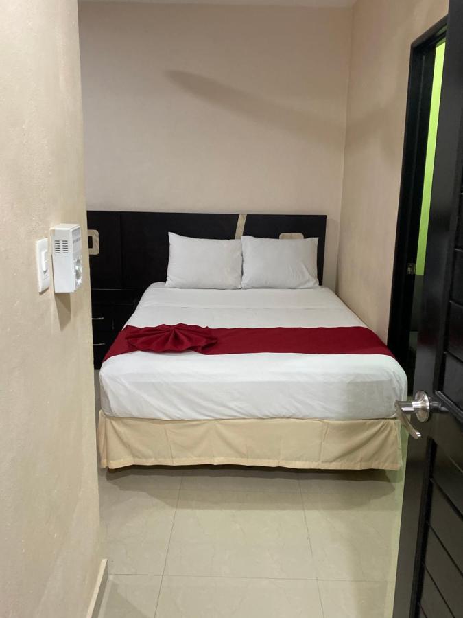 Suites La Roca By R&T Cancún Exteriör bild