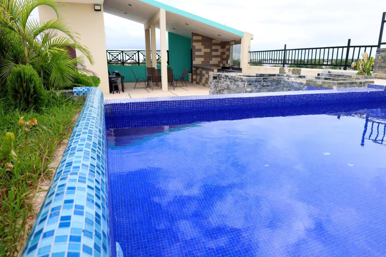 Suites La Roca By R&T Cancún Exteriör bild