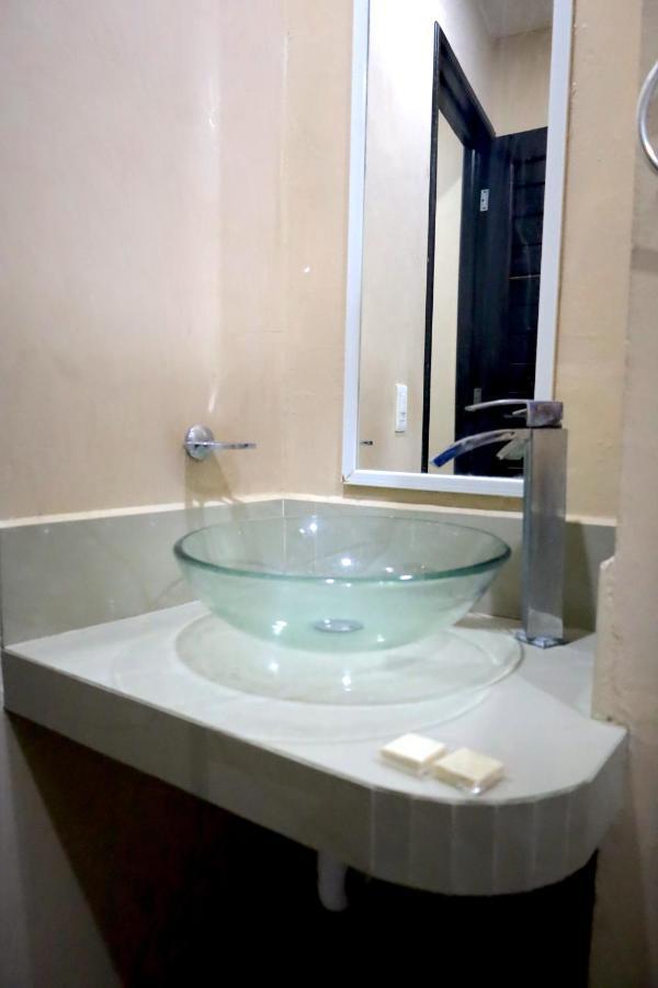 Suites La Roca By R&T Cancún Exteriör bild